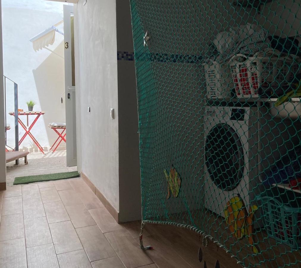 Malaguena Salerosa "Apartamento - Estudio Con Terraza" En Casa Tipica De 1 A 4 Dormitorios Малага Экстерьер фото